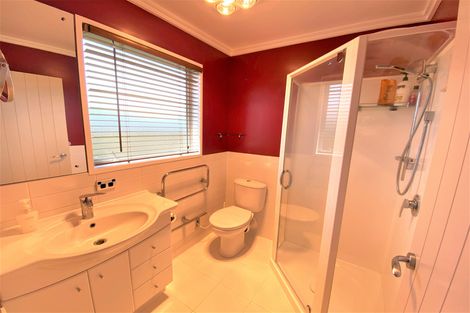 Photo of property in 6 Solway Place, Mosgiel, 9024