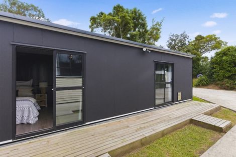 Photo of property in 52 Ruahine Street, Paraparaumu, 5032