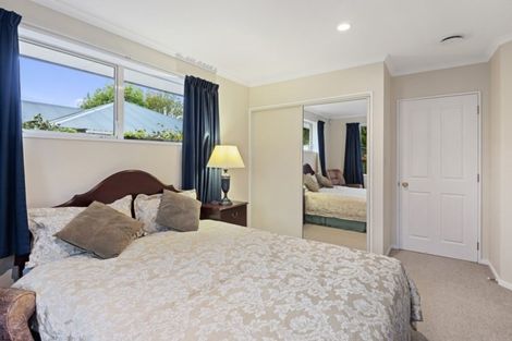 Photo of property in 28 Bentley Street, Russley, Christchurch, 8042