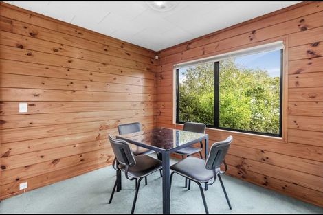 Photo of property in 2/85 Awaruku Road, Torbay, Auckland, 0630