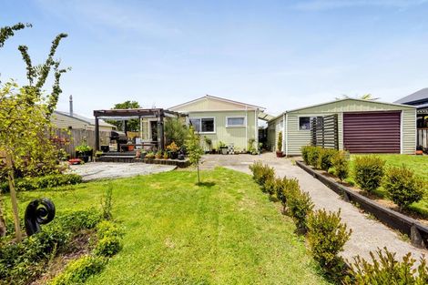 Photo of property in 22 Mahoe Street, Inglewood, 4330