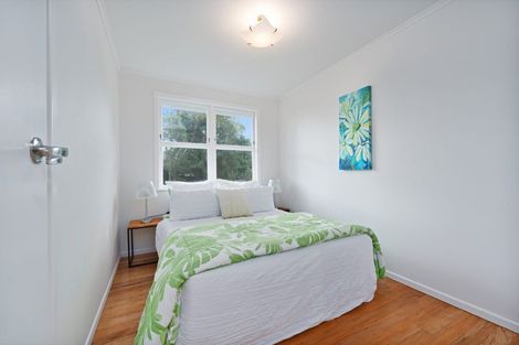 Photo of property in 43 Riverpark Crescent, Henderson, Auckland, 0610