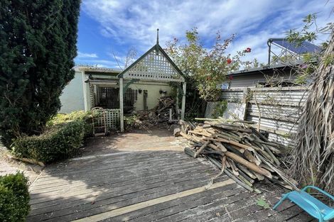 Photo of property in 135 Somerfield Street, Somerfield, Christchurch, 8024