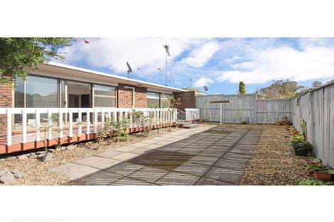 Photo of property in 2/74 Wellington Street, Howick, Auckland, 2014