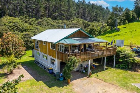 Photo of property in 1697 Russell Road, Helena Bay, Hikurangi, 0184