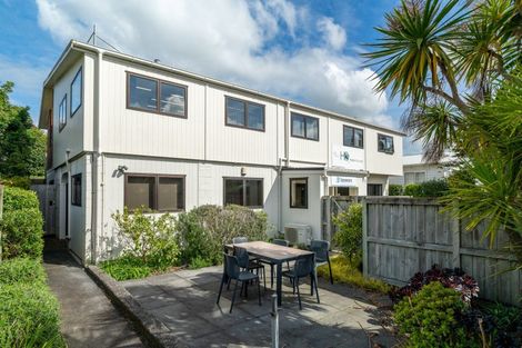 Photo of property in 13 Wallis Street, Raglan, 3225