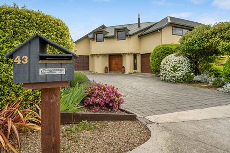 Photo of property in 43 Aronui Road, Bridge Hill, Alexandra, 9320