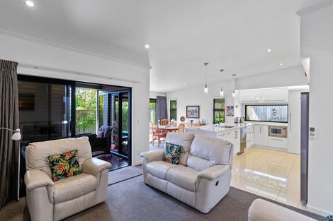 Photo of property in 7 Ruru Place, Levin, 5510