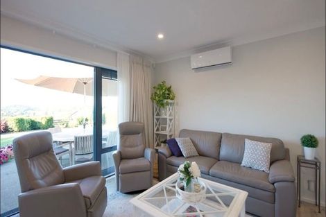 Photo of property in 22 Grace James Road, Pukekohe, 2120