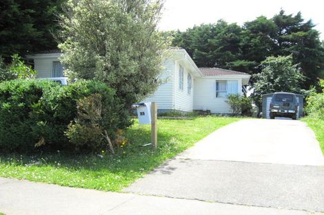 Photo of property in 13 Staverton Crescent, Mangere, Auckland, 2022