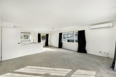 Photo of property in 1/12 Brookfield Road, Te Atatu Peninsula, Auckland, 0610