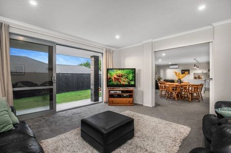 Photo of property in 1 Martingale Drive, Kingseat, Papakura, 2580