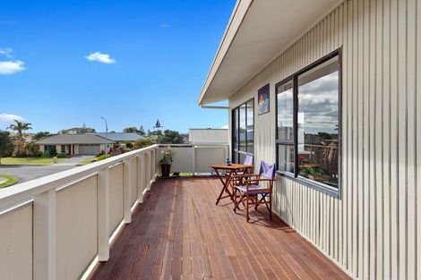 Photo of property in 26 Landscape Road, Coastlands, Whakatane, 3120