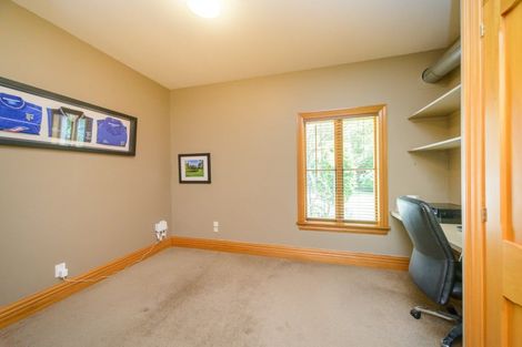 Photo of property in 12 Astrid Court, Awapuni, Palmerston North, 4412