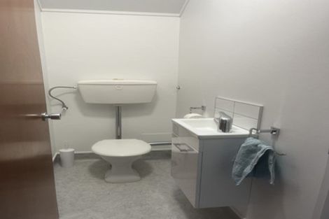 Photo of property in 4/15 Upper Lewisville Terrace, Thorndon, Wellington, 6011