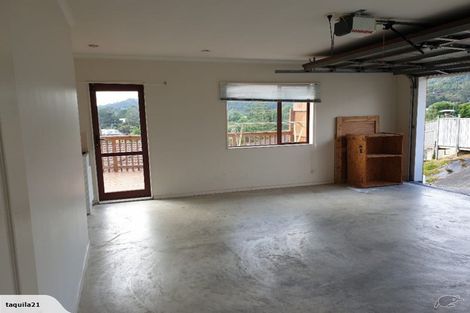 Photo of property in 8 Shah Place, Glen Eden, Auckland, 0602