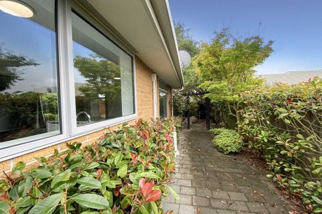 Photo of property in 2/66 Middlepark Road, Sockburn, Christchurch, 8042