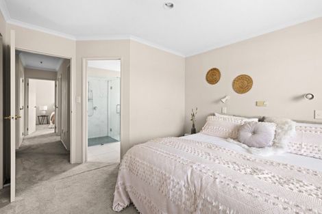 Photo of property in 5/212 Grove Road, Mayfair, Hastings, 4122