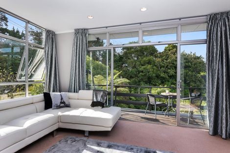 Photo of property in 11a Fenton Terrace, Cockle Bay, Auckland, 2014