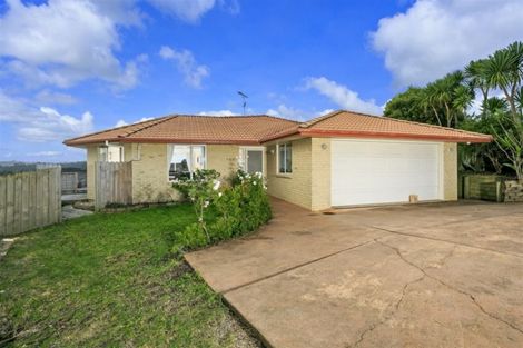 Photo of property in 39 Bluebird Crescent, Unsworth Heights, Auckland, 0632