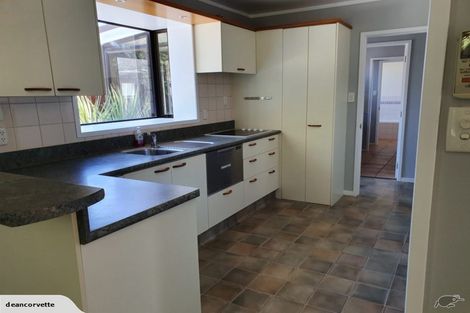 Photo of property in 4 Woodfield Place, Woodend, 7610