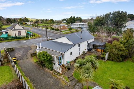 Photo of property in 41 Herbert Street, Eketahuna, 4900