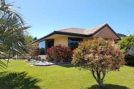 Photo of property in 1 Parkview Place, Stoke, Nelson, 7011