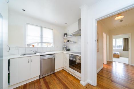 Photo of property in 2 Ascot Street, Hokowhitu, Palmerston North, 4410