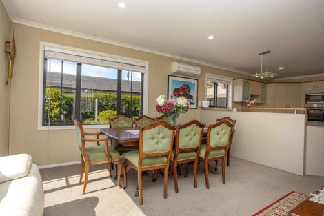 Photo of property in 21 Ruahine Street, Dannevirke, 4930