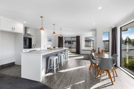 Photo of property in 35 Grandvista Drive, Green Island, Dunedin, 9018