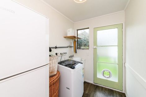 Photo of property in 33 Escort Grove, Awapuni, Palmerston North, 4412