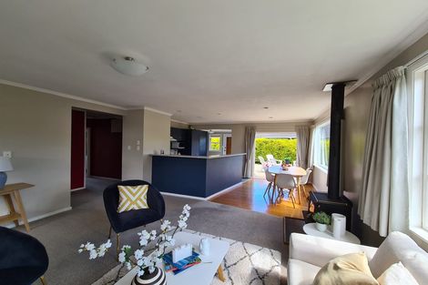 Photo of property in 3 Burke Grove, Naenae, Lower Hutt, 5011