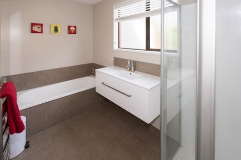 Photo of property in 38 Corfe Street, Ilam, Christchurch, 8041