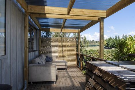 Photo of property in 35 Mclew Road, Inch Valley, Palmerston, 9483