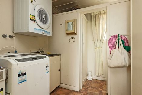 Photo of property in 118 Stortford Street, Saint Leonards, Hastings, 4120