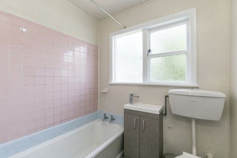 Photo of property in 27a Victory Avenue, Karori, Wellington, 6012