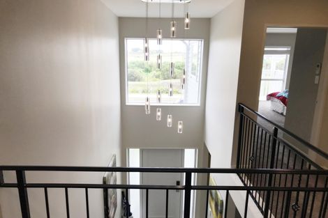 Photo of property in 28 Bayvista Drive, Karaka, Papakura, 2113