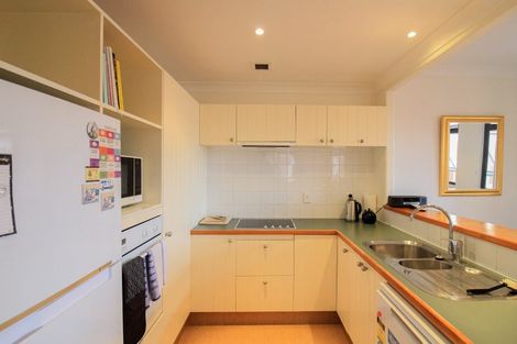 Photo of property in Kelvin House, 4b/16 The Terrace, Wellington Central, Wellington, 6011