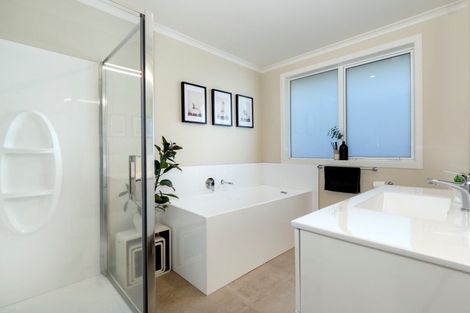 Photo of property in 28 Rotomanu Place, Pyes Pa, Tauranga, 3112