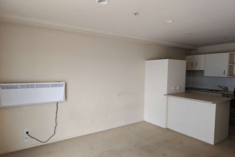 Photo of property in The Rennaissance, 5j/18 Ronwood Avenue, Manukau, Auckland, 2104