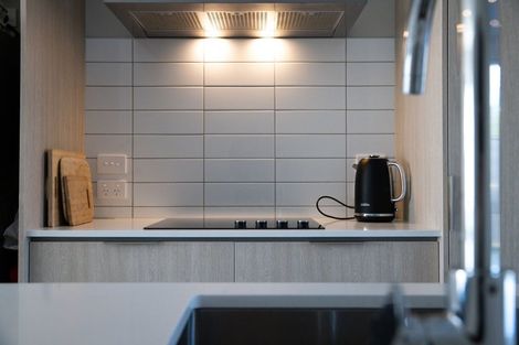 Photo of property in 5 Koura Drive, Red Beach, 0932