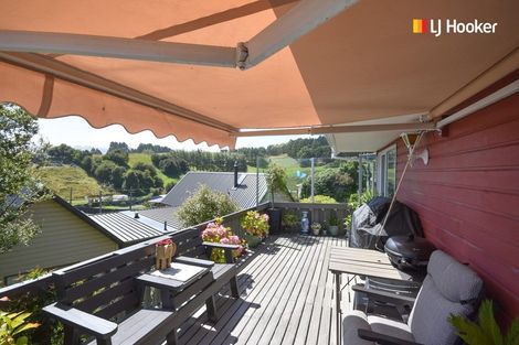 Photo of property in 28 Elwyn Crescent, Green Island, Dunedin, 9018