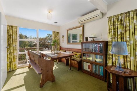 Photo of property in 8 Katarina Grove, Tawa, Wellington, 5028