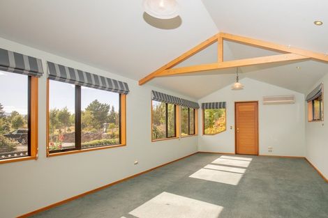 Photo of property in 9 Botting Place, Wanaka, 9305