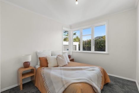 Photo of property in 5 Sealy Place, Bryndwr, Christchurch, 8053