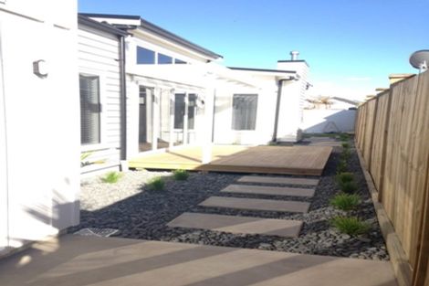 Photo of property in 8 Ascarina Way, Papamoa Beach, Papamoa, 3118