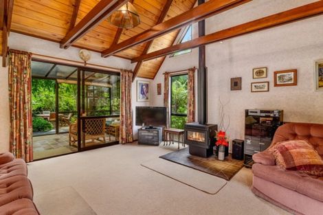 Photo of property in 16 Waitawa Place, Lynmore, Rotorua, 3010