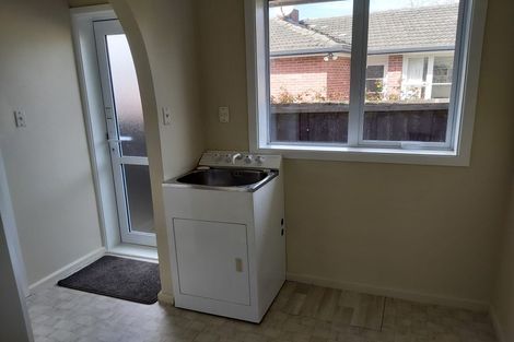 Photo of property in 35 Sevenoaks Drive, Bryndwr, Christchurch, 8053