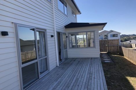 Photo of property in 15 Skipjack Pass, Silverdale, 0932