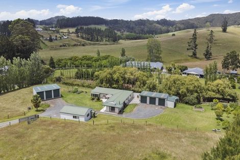 Photo of property in 753 Puketona Road, Haruru, 0204